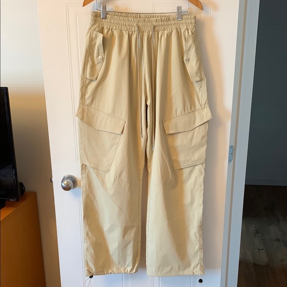 Cream Wide Leg Pants with Elastic Waistband and Relaxed Fit - Picture 1 of 7